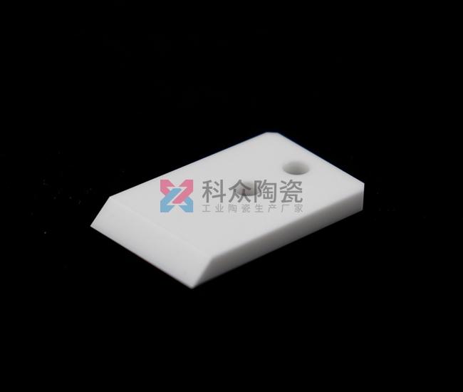 氧化鋁陶瓷件都有哪些分類和特點呢？（圖）